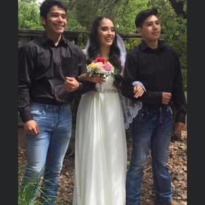 Meet your Posher, Lita